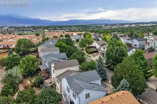 652 Welsh Cir, Colorado Springs, CO 80916 - Photo 8