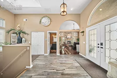 704 S Chimazo Drive, Pueblo, CO 81007 - Photo 4