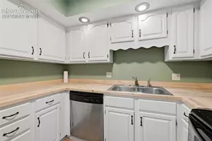 1469 Nokomis Dr, Colorado Springs, CO 80915 - Photo 10