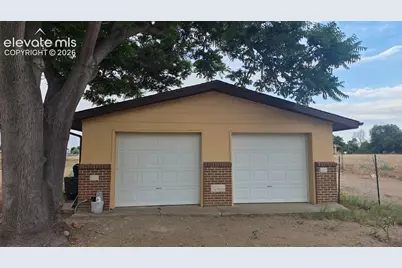 28162 Gale Road, Pueblo, CO 81006 - Photo 2