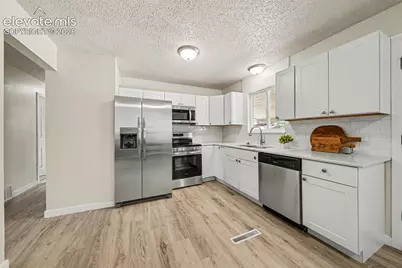 2122 Doniphan Drive, Colorado Springs, CO 80910 - Photo 8