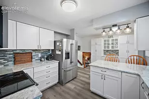 400 Sunnywood Ln, Woodland Park, CO 80863 - Photo 2