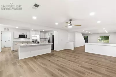 7812 Candlelight Lane, Fountain, CO 80817 - Photo 10