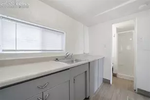 1437 Cypress St, Pueblo, CO 81004 - Photo 14