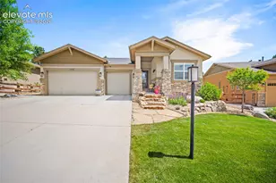 1558 Summerglow Ln, Monument, CO 80132 - Photo 2