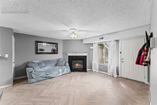 4323 Hawks Lookout Ln, Colorado Springs, CO 80916 - Photo 6