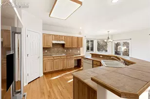 2383 Collegiate Dr, Colorado Springs, CO 80918 - Photo 6