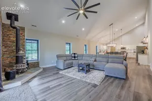 412 Obsidian Dr, Florissant, CO 80816 - Photo 16
