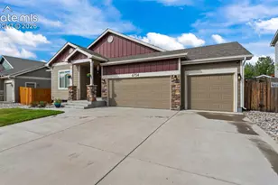 6754 Phantom Way, Colorado Springs, CO 80925 - Photo 2