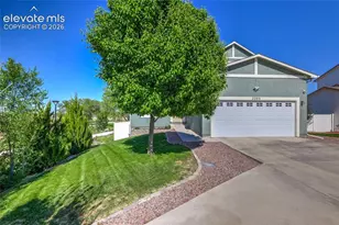 2205 Highland Ave, Pueblo, CO 81004 - Photo 8