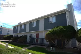 28 Murray Heights Dr, Colorado Springs, CO 80916 - Photo 2