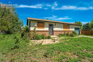 1113 Maxwell St, Colorado Springs, CO 80906 - Photo 4