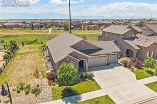 7394 Rim Bluff Ln, Colorado Springs, CO 80927 - Photo 32