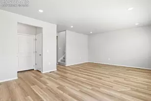 6738 Roundtail Wy, Colorado Springs, CO 80925 - Photo 6