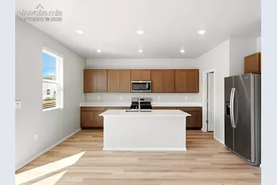 6738 Roundtail Way, Colorado Springs, CO 80925 - Photo 8