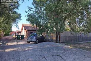 2423 E St Vrain St, Colorado Springs, CO 80909 - Photo 2