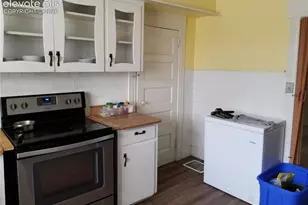 2423 E St Vrain St, Colorado Springs, CO 80909 - Photo 8