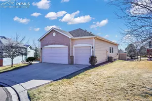 6225 Fencerail Heights, Colorado Springs, CO 80919 - Photo 4
