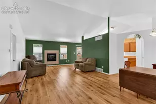 1800 Kingsroyal Blvd, Pueblo, CO 81005 - Photo 6