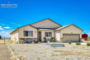 555 N Verbena Dr, Pueblo, CO 81007 - Photo 1