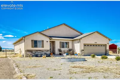 555 N Verbena Drive, Pueblo, CO 81007 - Photo 2