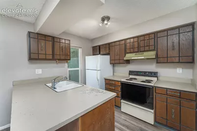 610 Crown Ridge Drive, Colorado Springs, CO 80904 - Photo 12