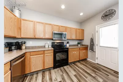 2722 Tumblewood Grove, Colorado Springs, CO 80910 - Photo 8