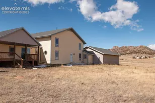 415 Oak Grove Cir, Westcliffe, CO 81252 - Photo 2