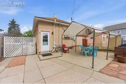 523 S Hancock Avenue, Colorado Springs, CO 80903 - Photo 2