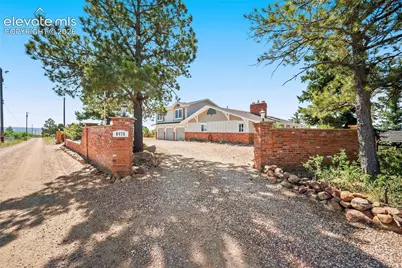 8475 Red Spring Valley Road, Colorado Springs, CO 80919 - Photo 4