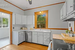 3039 W Bijou St, Colorado Springs, CO 80904 - Photo 14