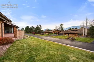 1536 Smoochers Cir, Colorado Springs, CO 80904 - Photo 34