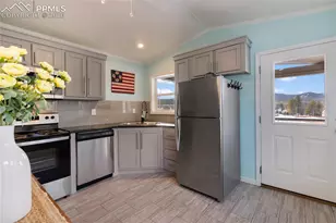 1431 Calm Mountain Pt, Woodland Park, CO 80863 - Photo 20
