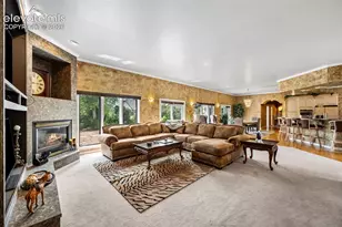 3925 Hill Cir, Colorado Springs, CO 80904 - Photo 8