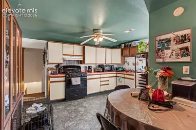 2120 W 11th Street, Pueblo, CO 81003 - Photo 10