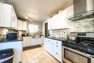 214 N 20th St, Colorado Springs, CO 80904 - Photo 24