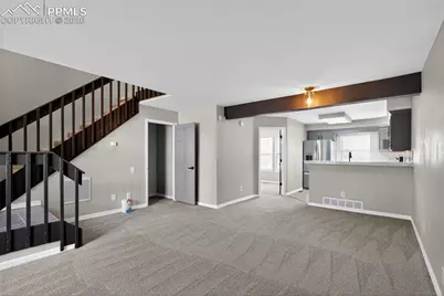 2609 Hatch Circle, Colorado Springs, CO 80918 - Photo 4