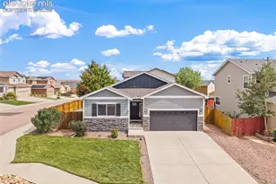 9445 Brisco Ct, Fountain, CO 80817 - Photo 2