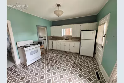 819 Duclo Avenue, Manitou Springs, CO 80829 - Photo 32