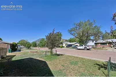 313 Cranbrook Circle, Colorado Springs, CO 80906 - Photo 32