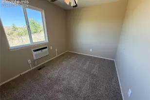 1985 Tanager Way, Colorado Springs, CO 80906 - Photo 12