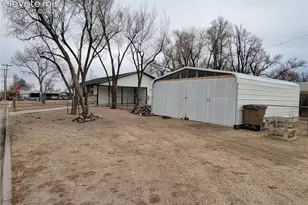822 E 12th St, La Junta, CO 81050 - Photo 2