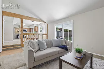 3365 Oak Creek Drive, Colorado Springs, CO 80906 - Photo 14