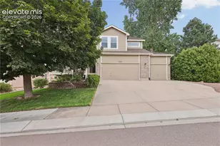 2350 Pinhigh Ct, Colorado Springs, CO 80907 - Photo 2