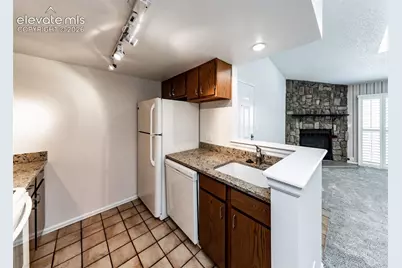 846 Tenderfoot Hill Road #203, Colorado Springs, CO 80906 - Photo 8