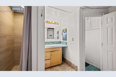 1919 W Colorado Avenue, Colorado Springs, CO 80904 - Photo 24