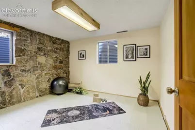 322 W Cheyenne Mountain Boulevard, Colorado Springs, CO 80906 - Photo 38