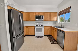 3347 Heather Glen Dr, Colorado Springs, CO 80922 - Photo 8