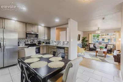 530 N 17th Street, Colorado Springs, CO 80904 - Photo 8