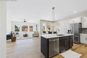 1318 Tierra Berienda Na, Pueblo, CO 81008 - Photo 12